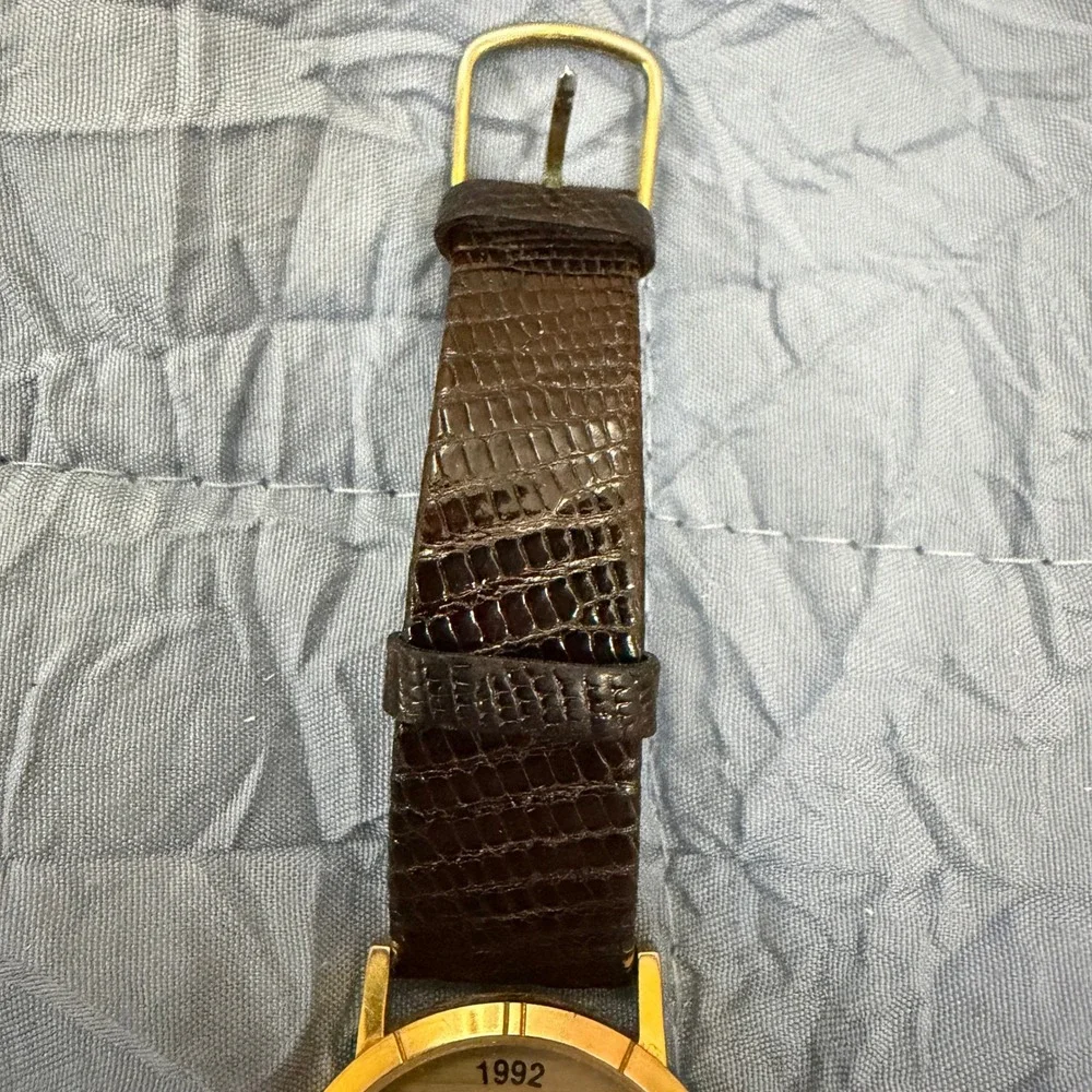 Vintage 1992 Paris Millionaire Club Watch Image Watches Japan Movt Gold Tone